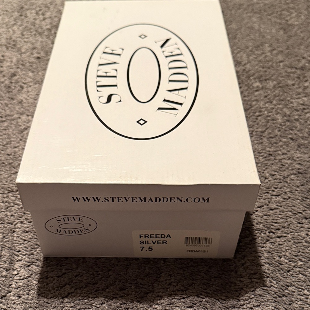 Steve Madden Silver Accent Sneaker